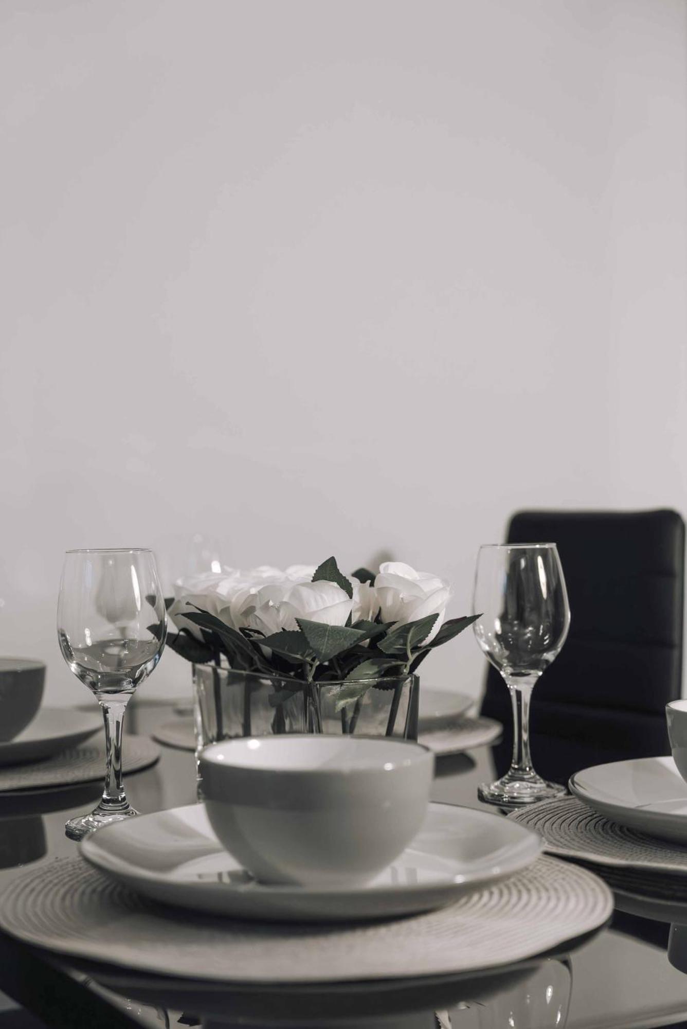 Stylish 2-bed In Stratford Apartment